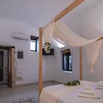 Marthas Delight Apartment